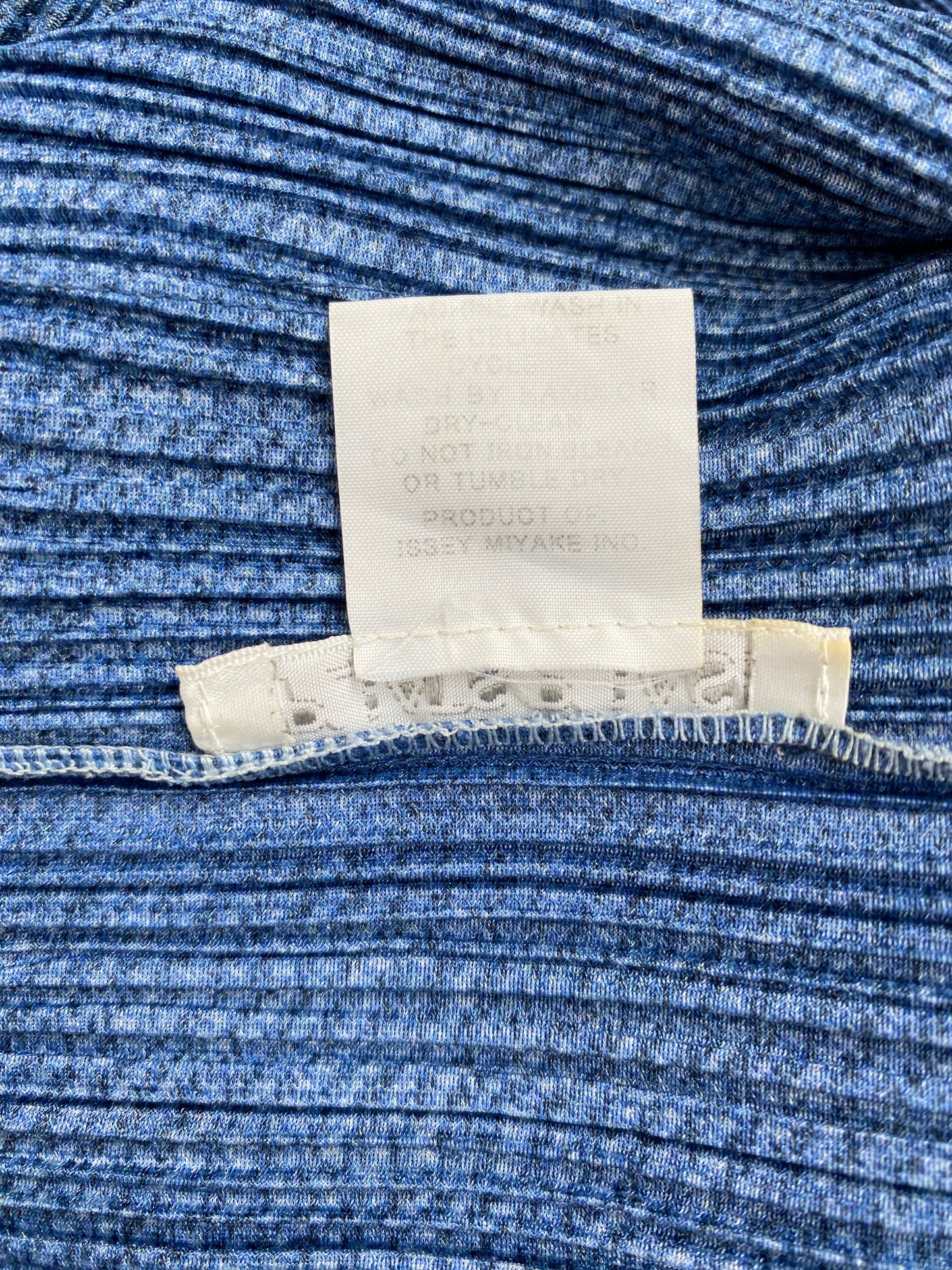 ISSEY MIYAKE PLEATS PLEASE denim tromp loeil print dress