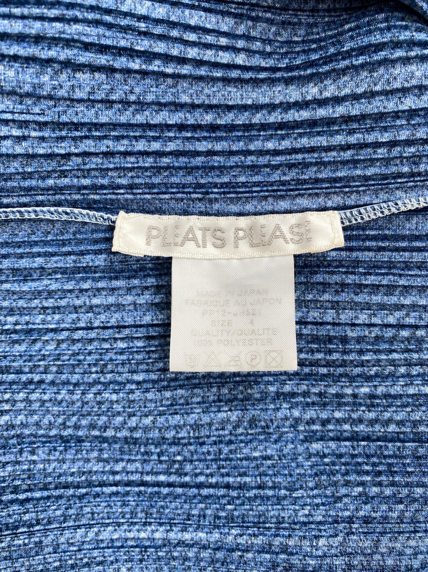 ISSEY MIYAKE PLEATS PLEASE denim tromp loeil print dress